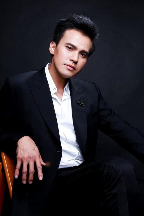 演员游大庆,从荧幕硬汉到实力派演员的蜕变之路